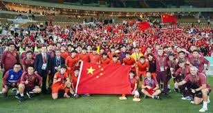 夏日福利!《女神异闻录夜幕魅影》泳装宫下美波好可爱